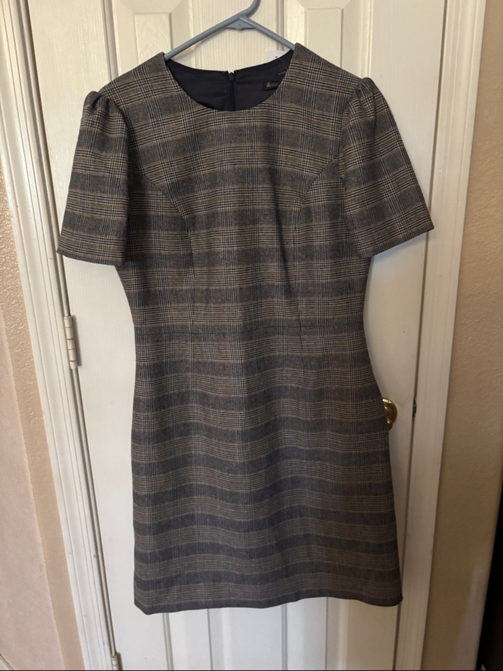 Brooks Brothers Brown and Gray Plaid Midi Sheath Dress
With pockets on the sides